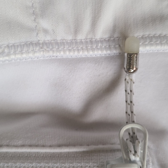 Lululemon skirt - Picture 4 of 4